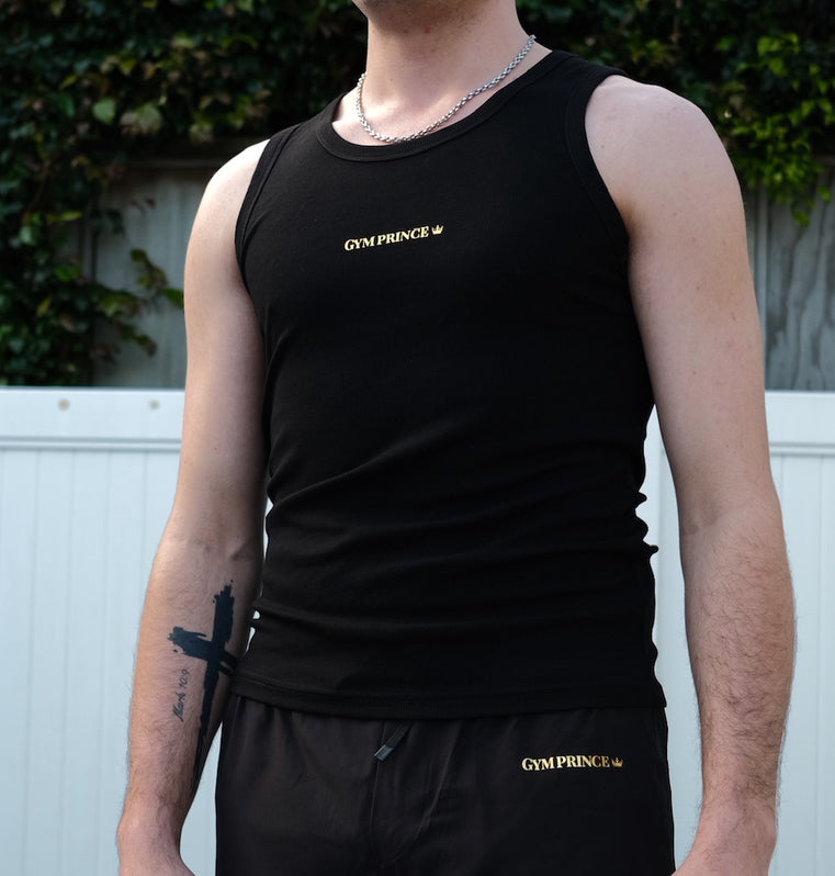 Black singlet